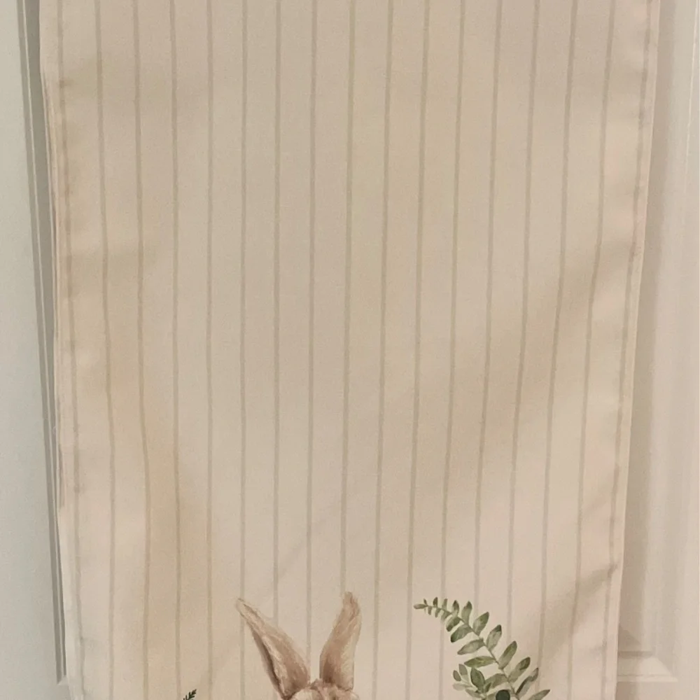 Easter themed table runner - Picture 2 of 2